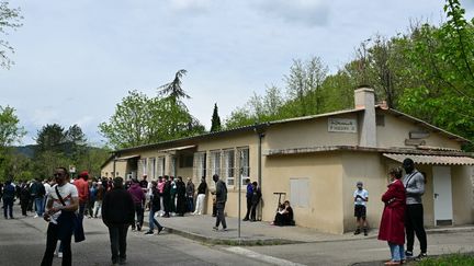 Aboubakar Cissé tué dans une mosquée : le suspect a été mis examen pour « assassinat à raison de la race ou de la religion » et incarcéré