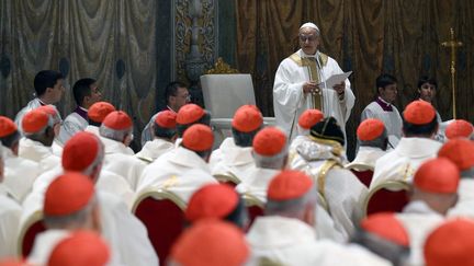 Le nouveau pape Léon XIV, venu des Etats-Unis, est-il l’anti-Trump ? On a posé la question à un spécialiste du catholicisme américain