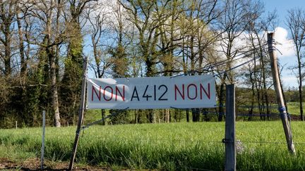 Autoroute A412 en Haute-Savoie : collectifs écologistes et agricoles organisent une manifestation contre le projet