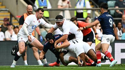 Rugby : la France renverse l’Angleterre en fin de match dans un Crunch amical pour préparer la tournée d’été