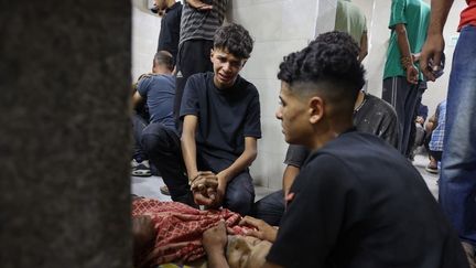 Guerre à Gaza : au moins 21 morts après des tirs israéliens près d’un centre de distribution d’aide, selon la défense civile palestinienne