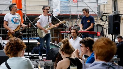 Près d’un Français sur deux se rend régulièrement à la Fête de la musique et près d’un tiers ira à un festival cet été, révèle une étude