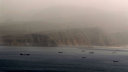 La menace de fermeture du détroit d’Ormuz par l’Iran est « un couteau sous la gorge de l’économie mondiale », estime le directeur de l’Institut supérieur d’économie maritime