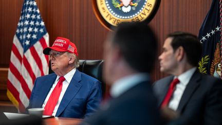 « Trump a pris le risque de sa vie » : les frappes américaines en Iran marquent un « tournant » aux conséquences inconnues, analyse la presse mondiale