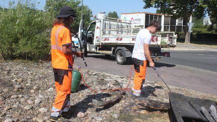 « On crame là » : à Tours, les travailleurs exposés aux fortes chaleurs ne sont pas toujours protégés contre les risques