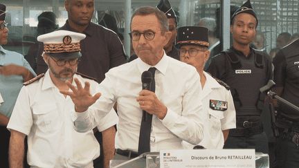 Bruno Retailleau en Martinique : un plan sécuritaire salué mais jugé insuffisant par certains élus