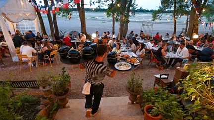 Saison estivale des restaurateurs : « La casse a été limitée par la clientèle étrangère », note le Groupement des hôtelleries et restaurations de France