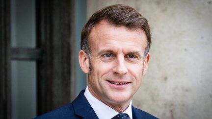 Nommer un Premier ministre de gauche, reconduire Sébastien Lecornu, un gouvernement technique… Que va décider Emmanuel Macron ?