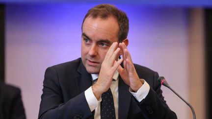 Sébastien Lecornu estime que « le vrai danger pour le pays » serait « l’absence de budget », dans une lettre aux entrepreneurs