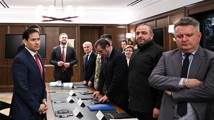 Guerre en Ukraine : réunion « productive » entre une délégation ukrainienne et de hauts responsables américains en Floride