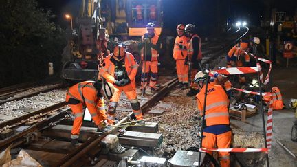 Face à l’augmentation inéducable travaux sur les voies ferrées en travaux, SNCF Réseau promet de mieux communiquer auprès des voyageurs
