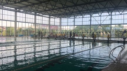 Une piscine de Nîmes évacuée en raison d’une intoxication au chlore, 68 enfants pris en charge par les pompiers