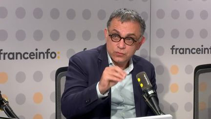 Journée mondiale de lutte contre le VIH : « Le sida ne fait plus peur », s’inquiète le chef du service des maladies infectieuses et tropicales à l’hôpital Bichat