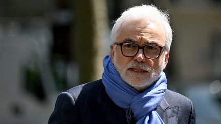 « Elle a trouvé les mots justes » : Pascal Praud soutient Sonia Mabrouk, qui a pris ses distances avec le maintien de Jean-Marc Morandini sur CNews