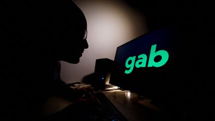 Apologie du terrorisme : la France demande au réseau social d&rsquo;extrême droite Gab de supprimer des contenus