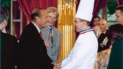 Que mangent nos présidents ? Le chef des cuisines de l’Elysée dévoile leurs plats préférés