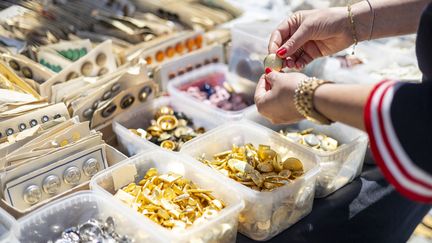 Or à plus de 5 000 dollars : cinq choses à savoir pour revendre ses bijoux sans se faire avoir