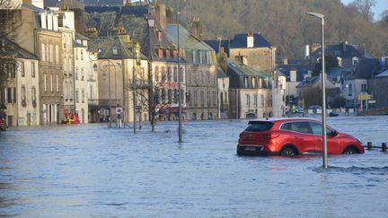 Tempête Ingrid : trois départements bretons maintenus en vigilance orange pour crues