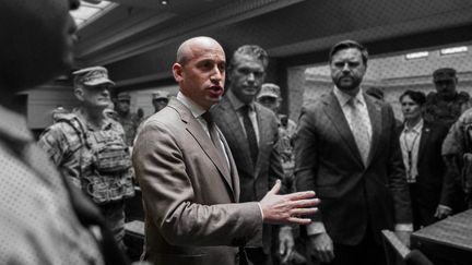 Provocateur, anti-immigration, partisan de la conquête du Groenland… On vous présente Stephen Miller, l&rsquo;influent conseiller de Donald Trump qui n&rsquo;a pas fini de faire parler de lui