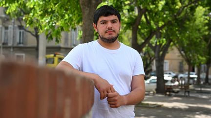 Municipales 2026 : Amine Kessaci a dû être exfiltré d&rsquo;un meeting à Aix-en-Provence pour des raisons de sécurité