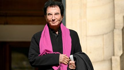Révélations, appels à la démission, convocation… Comment Jack Lang se retrouve sous pression pour ses liens avec Jeffrey Epstein