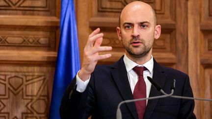 Le ministre des Affaires étrangères Jean-Noël Barrot « effaré » et « indigné » par les révélations sur un diplomate français cité dans l&rsquo;affaire Epstein