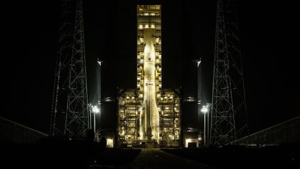 Défi technologique, enjeux commerciaux… Ce qu&rsquo;il faut savoir du premier lancement d&rsquo;Ariane 6 avec quatre propulseurs