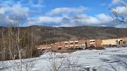 Neuf personnes tuées et 27 autres blessées par des tirs dans une école et ses environs, dans l&rsquo;ouest du Canada