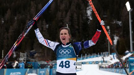 JO 2026 : revivez le doublé français en biathlon sur l&rsquo;individuel, avec Julia Simon en or et Lou Jeanmonnot en argent