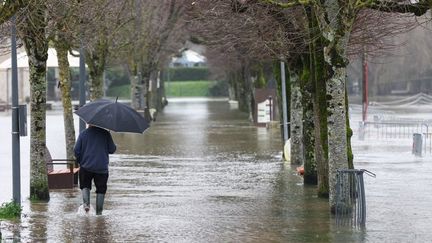 En raison de la crue en Charente-Maritime, 600 personnes évacuées à Saintes et 1 300 habitations inondées