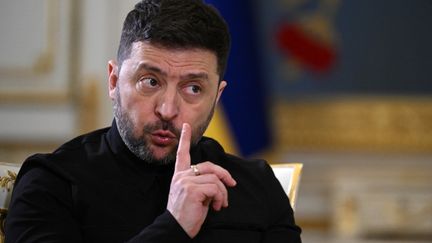Quatre ans de guerre en Ukraine : Volodymyr Zelensky affirme que Vladimir Poutine « n&rsquo;a pas atteint ses objectifs » et « n&rsquo;a pas brisé les Ukrainiens »