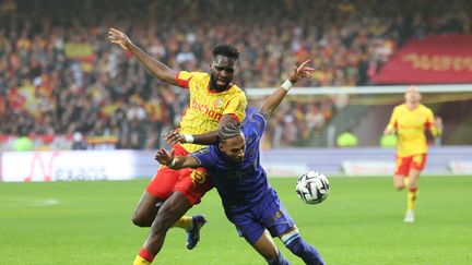 Ligue 1 : Lens renversé à domicile par Monaco et sous la menace du PSG en tête du classement