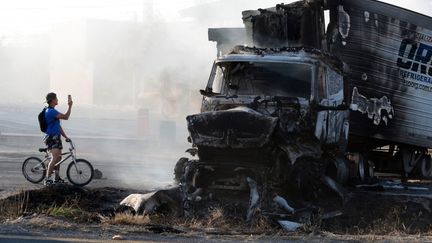 Magasins incendiés, routes barrées… Ce que l’on sait des violences au Mexique en réaction à la mort du chef de cartel « El Mencho »