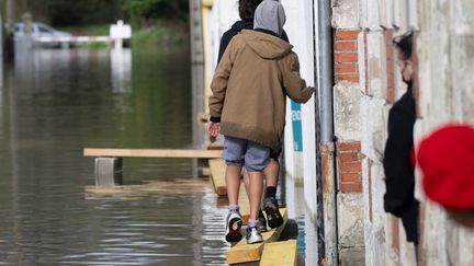 Précipitations, alertes météo et niveaux de l’eau… Trois chiffres pour mesurer l’ampleur des crues en France