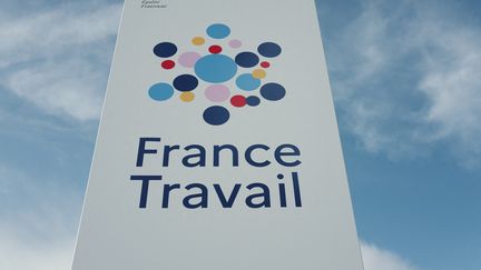 Le ministre Jean-Pierre Farandou confirme que le gouvernement ne reprend pas l&rsquo;idée d&rsquo;un « CDI jeunes », défendue par le Medef