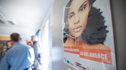 Le nombre de violences physiques et sexuelles enregistrées par les forces de l&rsquo;ordre ont augmenté de 5% et 8% en 2025, selon le ministère de l&rsquo;Intérieur