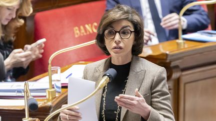 Réforme de l&rsquo;audiovisuel public : le projet n&rsquo;est plus une priorité et ne sera pas inscrit à l&rsquo;ordre du jour d&rsquo;ici l&rsquo;été prochain