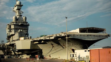 Le porte-avions français « Charles de Gaulle » déployé en Atlantique Nord avant de participer à une mission de l’Otan