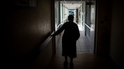 Places en Ehpad, autonomie, emplois… La mise en garde de la Drees sur le vieillissement de la population