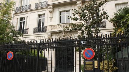 Comment Jeffrey Epstein a multiplié les voyages et les rencontres à Paris pour étendre son réseau d&rsquo;influence