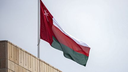 « C’était impensable qu’une chose comme ça arrive à Dubaï » : de nombreux touristes tentent de fuir l’émirat en passant par Oman