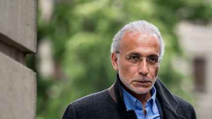 Des récits violents, des plaignantes harcelées… Ce qu&rsquo;il faut savoir avant l&rsquo;ouverture du procès pour viols de Tariq Ramadan