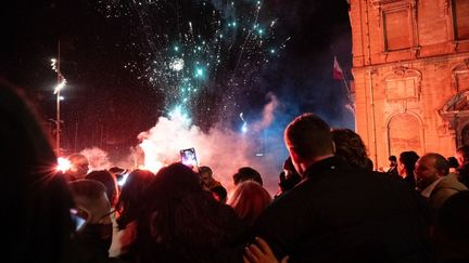 « Je suis heureuse, mais en même temps, j&rsquo;ai envie de pleurer » : à Marseille, le soulagement et l&rsquo;inquiétude mêlés des militants de gauche face à la percée du RN
