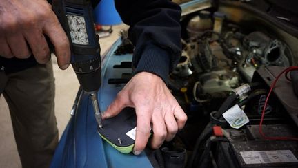 Pompe à chaleur, voiture électrique, bioéthanol… Comment les Français tentent de limiter la hausse du prix du pétrole et du gaz en changeant d&rsquo;équipements