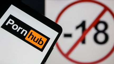 Protection des mineurs : l&rsquo;Union européenne épingle des sites pornographiques pour l&rsquo;absence de mesures de vérification de l&rsquo;âge de leurs utilisateurs