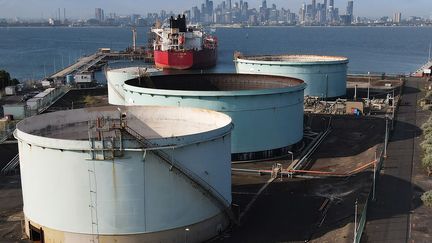 Un cyclone interrompt la production de gaz naturel liquéfié sur trois sites majeurs en Australie