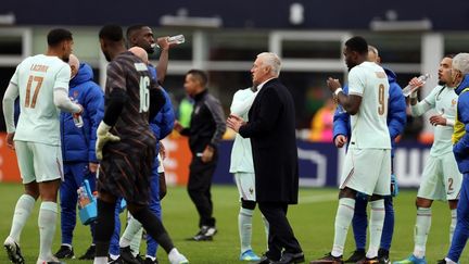 Musique, « pause fraîcheur » et quart-temps… Après Brésil-France, l’incompréhension des spectateurs face à l' »américanisation » du football
