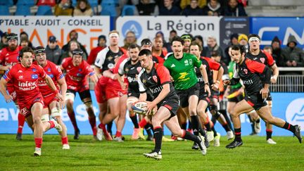 Journaliste d’ICI Pays Basque agressé : le Stade Aurillacois annonce avoir initié « un travail d’indentification des auteurs présumés »