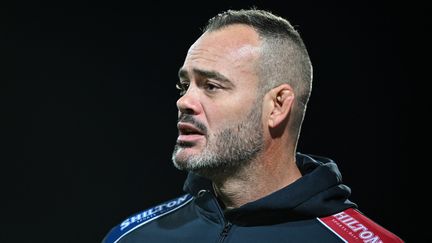 Béziers : l’ancien entraîneur de rugby Pierre Caillet sera jugé ce lundi pour violences conjugales, son ex-compagne également