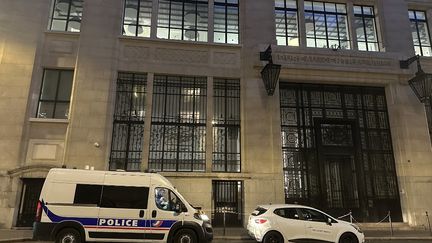 Bombe artisanale, suspect de 17 ans, ombre de l’Iran… Ce que l’on sait de l’attentat déjoué contre la Bank of America à Paris